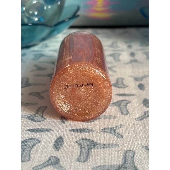 European Wax Center EWC Oasis Travel Kit and Deodorant - Picture 9 of 12